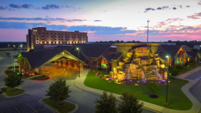 Отель Cherokee Casino West Siloam Springs Resort  Запад Силоэм Спрингс